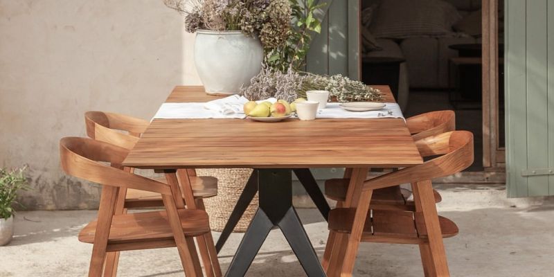 Parpadeo igual trabajo Decoración con mesas de madera: ¿por qué usarlas en tu negoc...